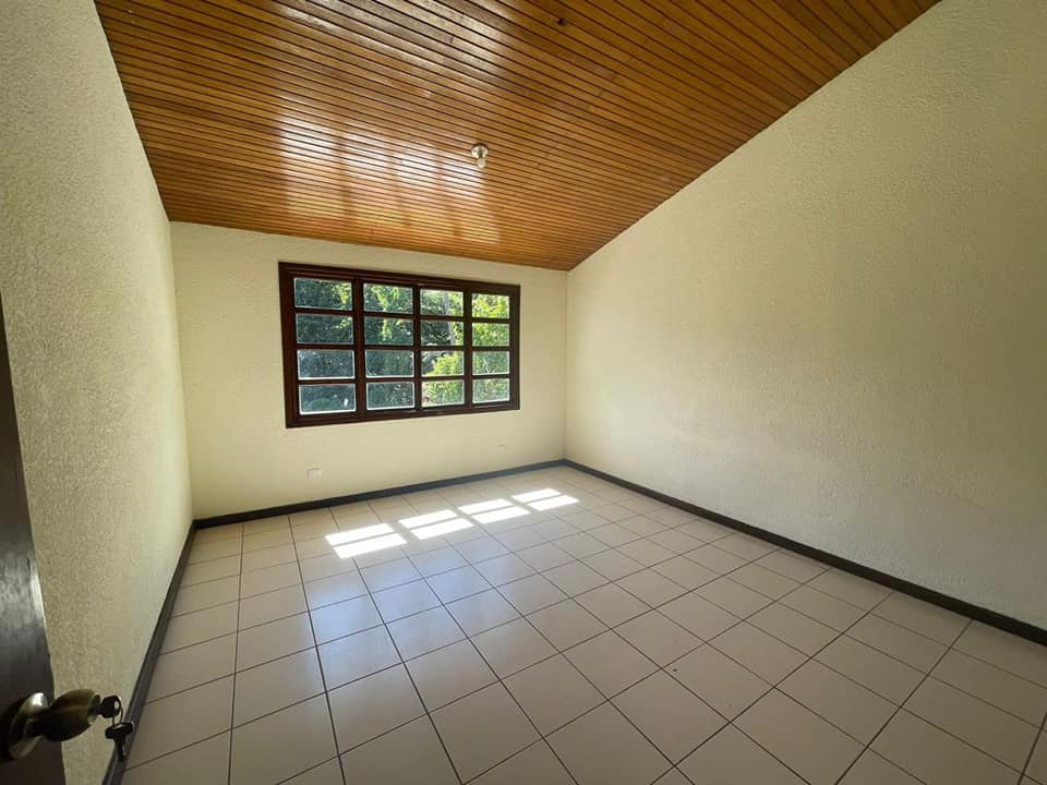 Casa en Parte Alta de Colonia Escalón