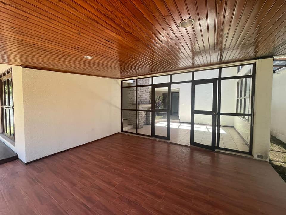 Casa en Parte Alta de Colonia Escalón