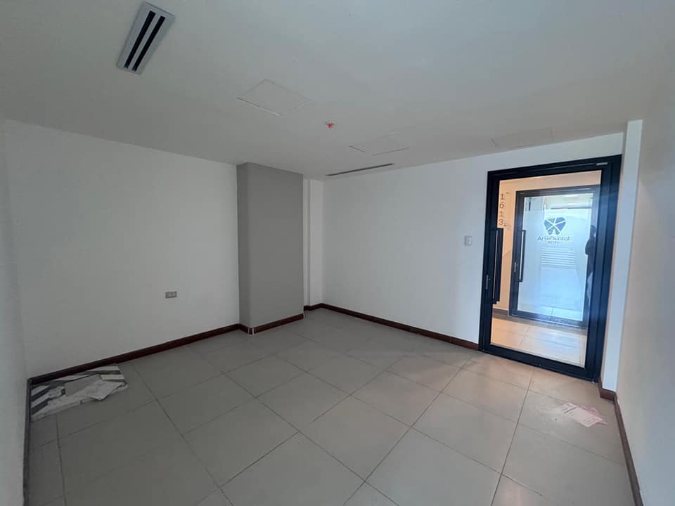 Local en Torre Humana - San Benito